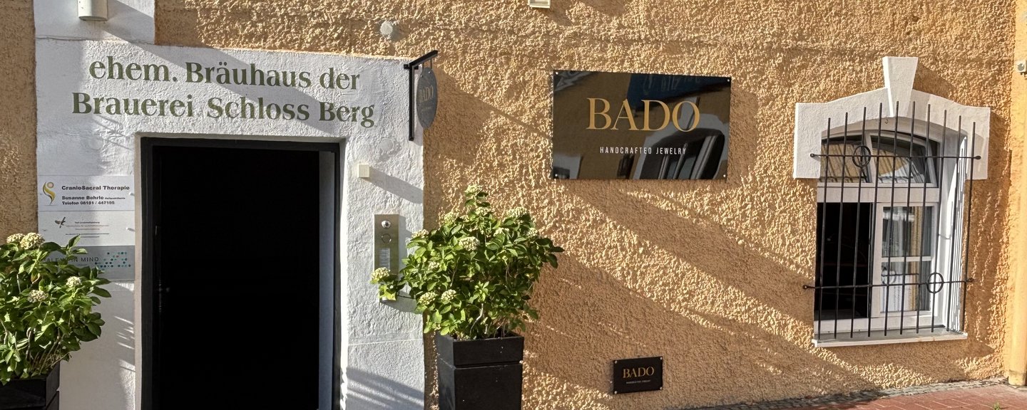 Bado