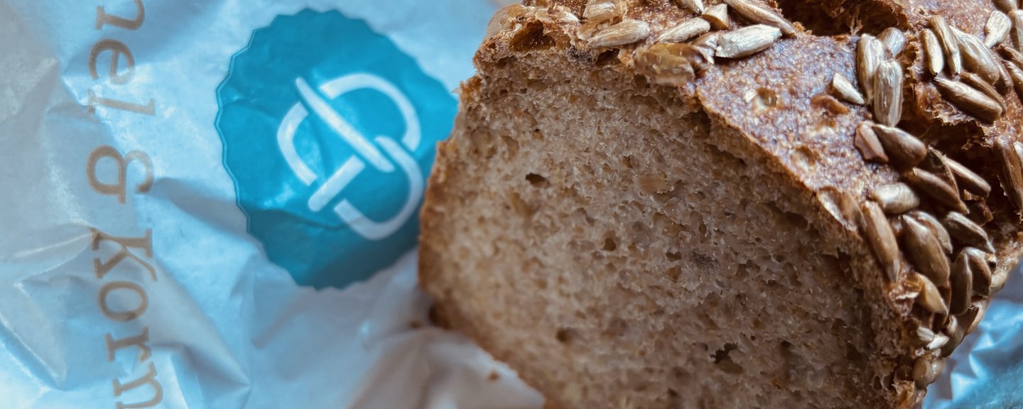 Krümel und Korn
